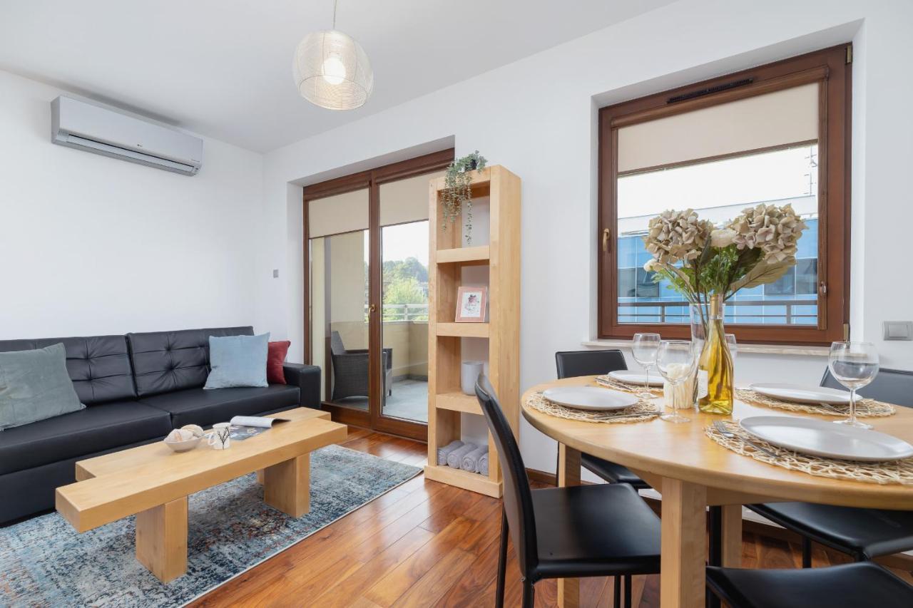 Krakow Blonia Apartment With Balcony By Noclegi Renters Экстерьер фото